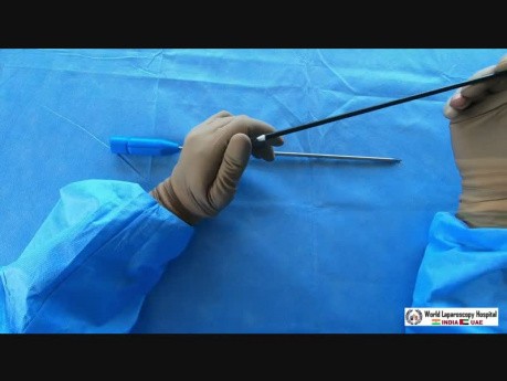 Électrode à crochet pour laparoscopie
